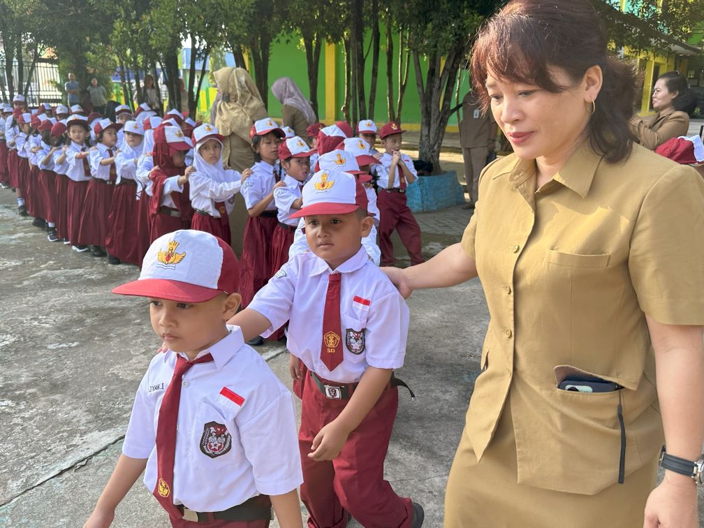 Mempersiapkan Masa Pengenalan Lingkungan Sekolah (MPLS) yang Aman dan Nyaman bagi Anak